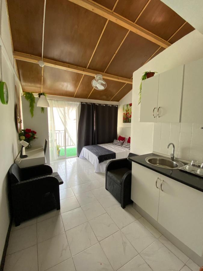 Christian Place Прая Екстер'єр фото